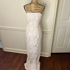 Elegant White Lace Strapless‎ Dress Bariano NWT size 6